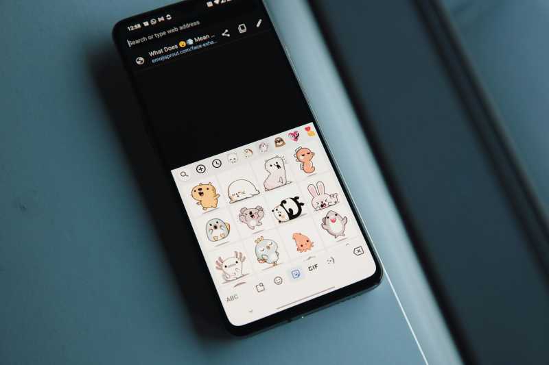 Bikin Stiker WhatsApp Bisa Langsung di Aplikasi, Ini Caranya! Bikin Stiker WhatsApp Bisa Langsung di Aplikasi, Ini Caranya!