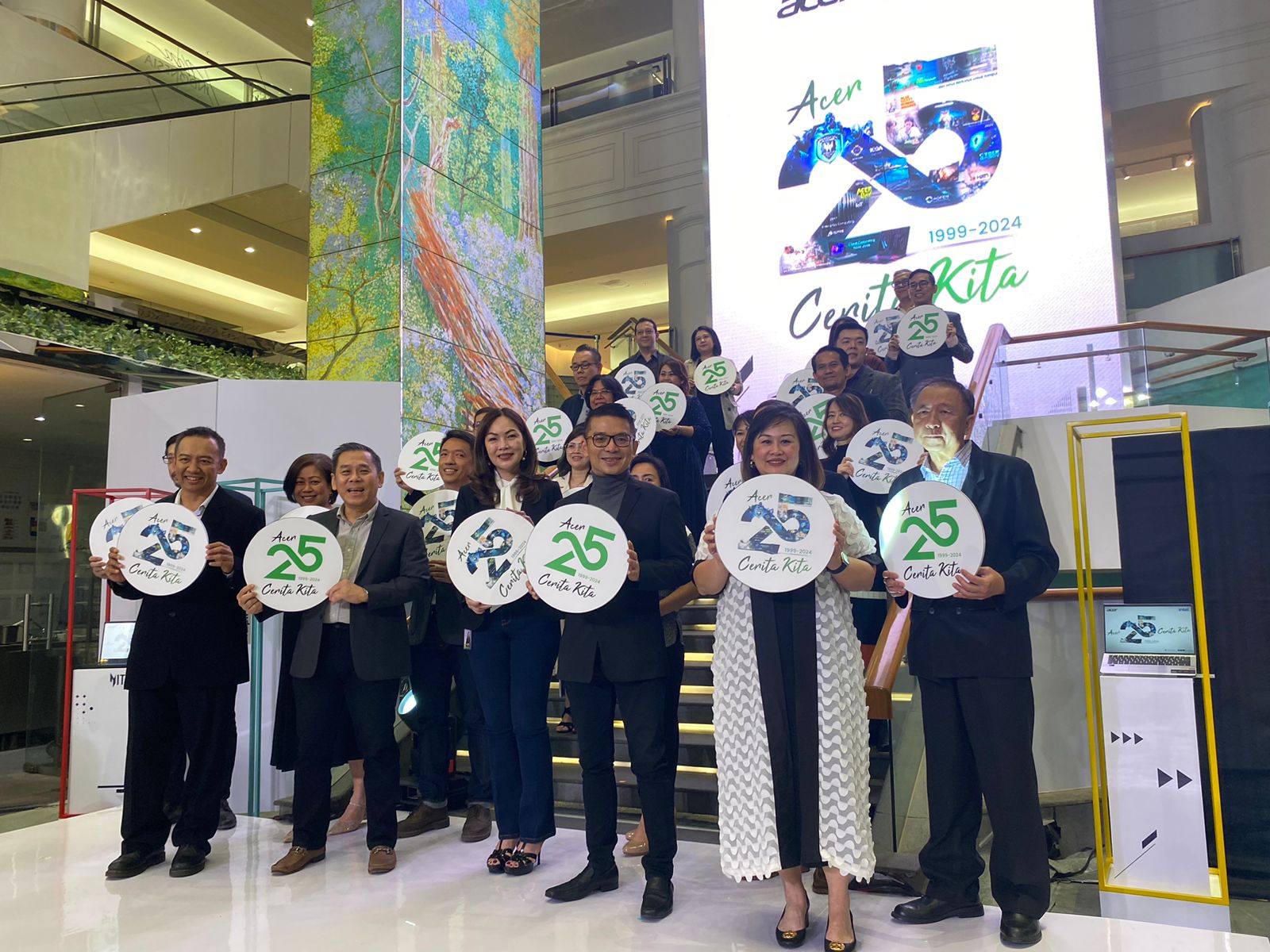 25 Tahun di Indonesia, Acer Geber Hadiah dan Banjir Promo 