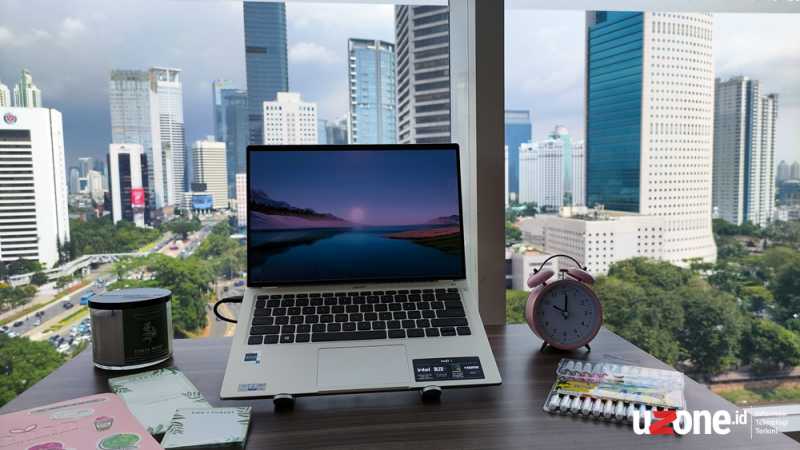 FOTO: Acer Swift 3 OLED, Laptop Layar OLED Harga Rp13 Jutaan FOTO: Acer Swift 3 OLED, Laptop Layar OLED Harga Rp13 Jutaan