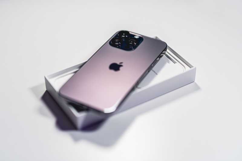 Trio iPhone 14 Bukan Ponsel Favorit Apple Fanboy
