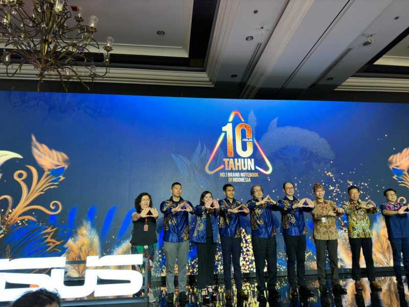 10 Tahun Asus Indonesia Tak Bergoyah di Puncak Tahta Pasar Notebook 10 Tahun Asus Indonesia Tak Bergoyah di Puncak Tahta Pasar Notebook