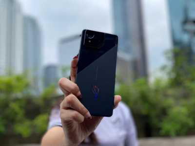 Trio Asus ROG Phone 8 Resmi Dijual, Termurah Rp10,9 Jutaan