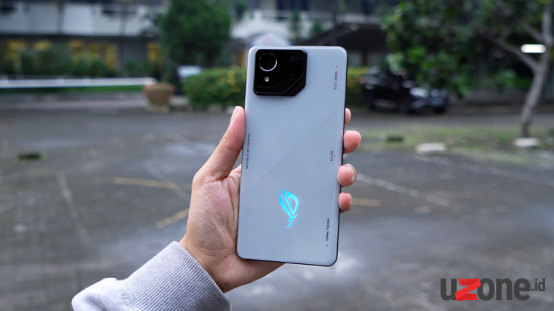 Review Asus ROG Phone 8: Main Game di HP Ini Bikin Lupa Waktu! Review Asus ROG Phone 8: Main Game di HP Ini Bikin Lupa Waktu!