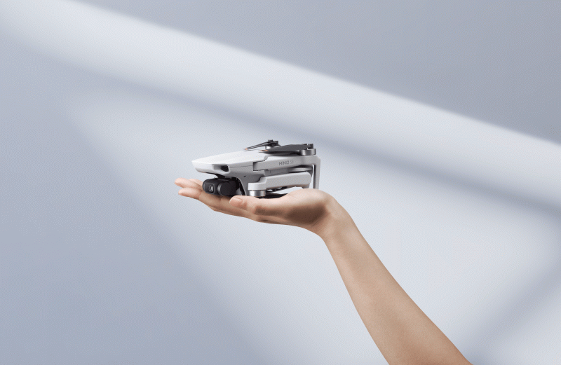 DJI Mini SE 2, Drone Mungil Rp5 Jutaan Buat Kreator Pemula DJI Mini SE 2, Drone Mungil Rp5 Jutaan Buat Kreator Pemula