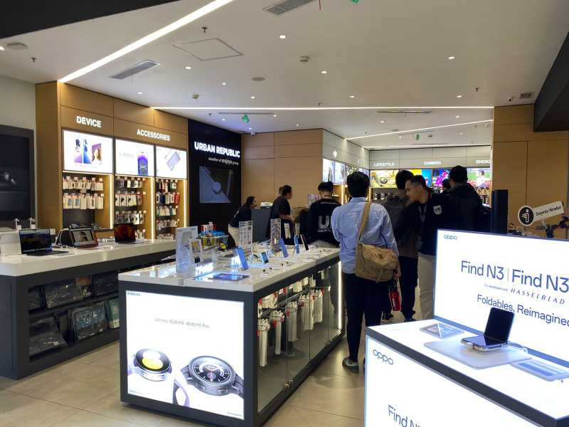 Mengintip Isi Urban Republic, ‘Surganya’ Gadget dan Produk IoT Mengintip Isi Urban Republic, ‘Surganya’ Gadget dan Produk IoT