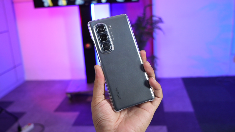 Infinix Hot 50 Pro+ Sabet Most Innovative Smartphone Design UCA 2024