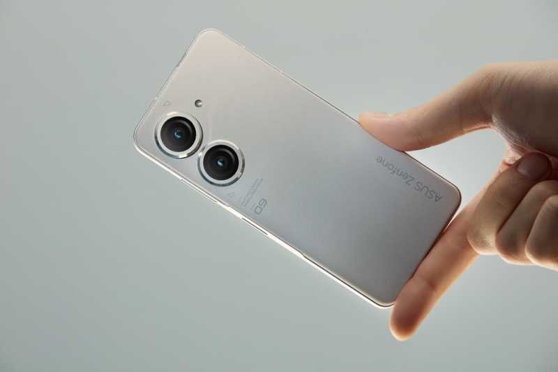 Asus Zenfone 9 Bakal Masuk Indonesia, Harga Mulai Rp12 Jutaan Asus Zenfone 9 Bakal Masuk Indonesia, Harga Mulai Rp12 Jutaan