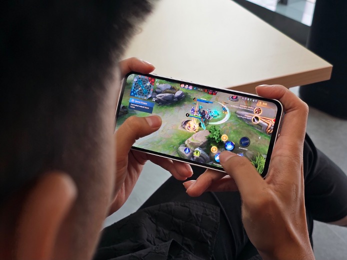 Rahasia Di balik Gaming Experience Anti Ngelag Galaxy S23 FE! Rahasia Di balik Gaming Experience Anti Ngelag Galaxy S23 FE!