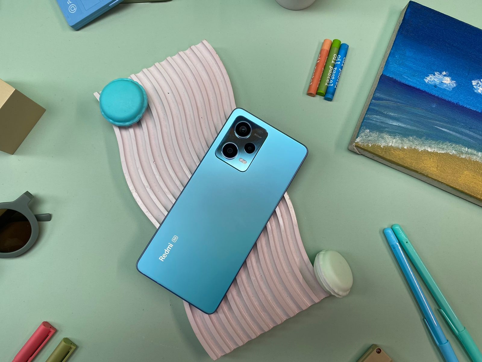 FOTO:  Redmi Note 12 Series, Ponsel Rasa Flagship Seharga Rp2,5 jutaan