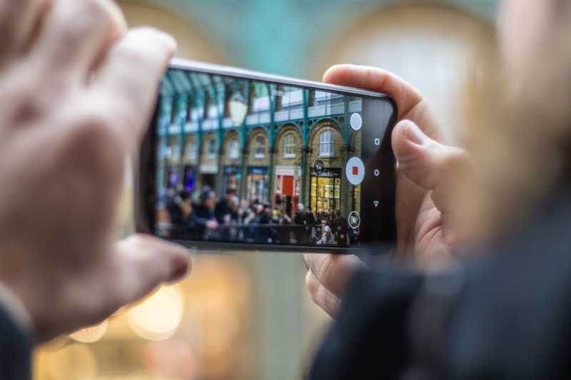 5 Smartphone Asli Buatan Merek Indonesia, Mulai Rp600 Ribuan! 5 Smartphone Asli Buatan Merek Indonesia, Mulai Rp600 Ribuan!