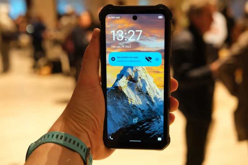 Smartphone Ini Bisa Awet Seminggu Tanpa Ngecas Baterai, Kok Bisa? Smartphone Ini Bisa Awet Seminggu Tanpa Ngecas Baterai, Kok Bisa?