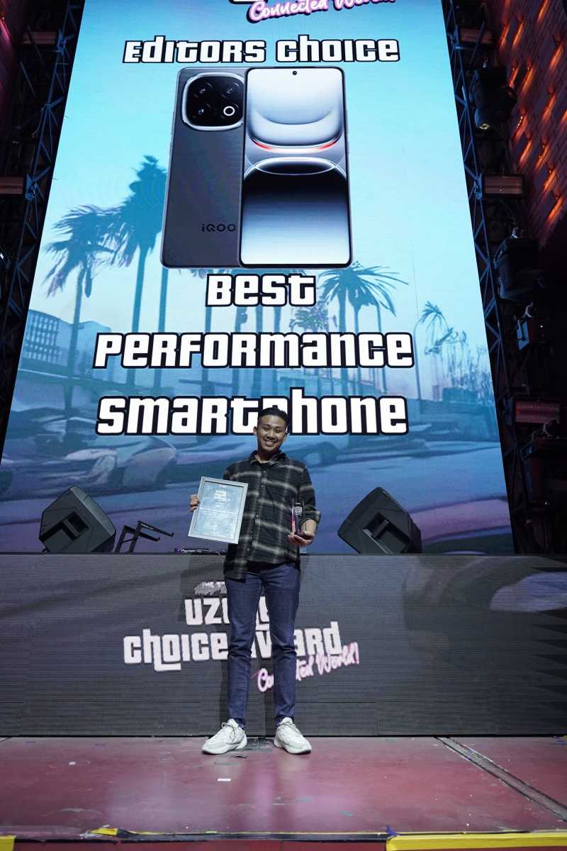 Best Performance Smartphone di UCA 2024 Dimenangkan oleh iQOO 13 Best Performance Smartphone di UCA 2024 Dimenangkan oleh iQOO 13