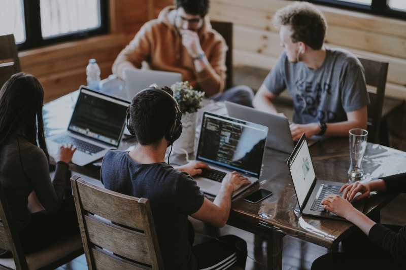 Disokong Jeff Bezos, Bagaimana Nasib Startup Ula dan Lummo Saat Ini? Disokong Jeff Bezos, Bagaimana Nasib Startup Ula dan Lummo Saat Ini?