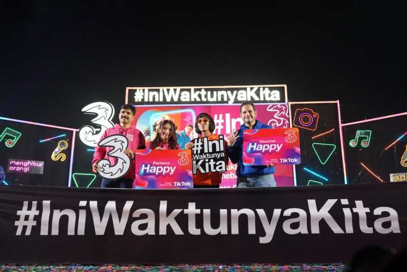 Gen Z Merapat! Tri Rilis Kartu Perdana Bonus Kuota TikTok Gen Z Merapat! Tri Rilis Kartu Perdana Bonus Kuota TikTok