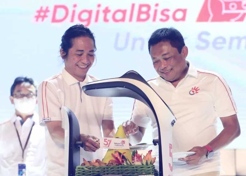 Gitaris Slank Abdee Negara Mundur dari Komisaris Telkom Gitaris Slank Abdee Negara Mundur dari Komisaris Telkom