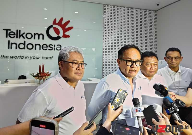 Wamen BUMN Pastikan Jaringan Telkom Tetap Lancar di Libur Nataru 2024 Wamen BUMN Pastikan Jaringan Telkom Tetap Lancar di Libur Nataru 2024