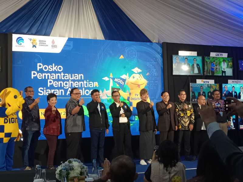Resmi! Kominfo Matikan Siaran TV Analog di Jabodetabek Resmi! Kominfo Matikan Siaran TV Analog di Jabodetabek