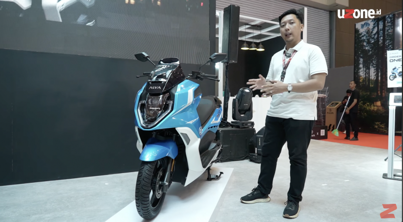 VIDEO: Penampakan Motor Listrik Alva One XP VIDEO: Penampakan Motor Listrik Alva One XP