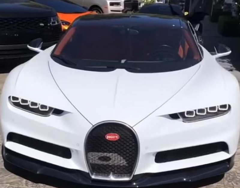 5 Fakta Bugatti Chiron, Mobil Tercepat di Dunia Milik Kylie Jenner 5 Fakta Bugatti Chiron, Mobil Tercepat di Dunia Milik Kylie Jenner