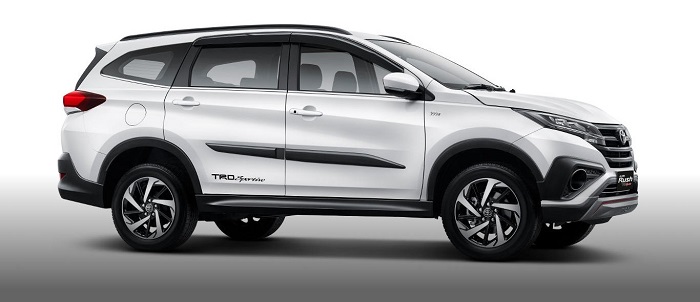 Toyota Kirim New Rush ke Pelanggan, Harganya Sama ! Toyota Kirim New Rush ke Pelanggan, Harganya Sama !