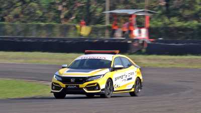 Sangarnya Duo Civic Turbo jadi Official Car di Sentul