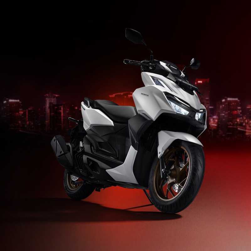 Vario 160 dan PCX Punya Mesin Sama, Tapi Tenaga Kok Beda?