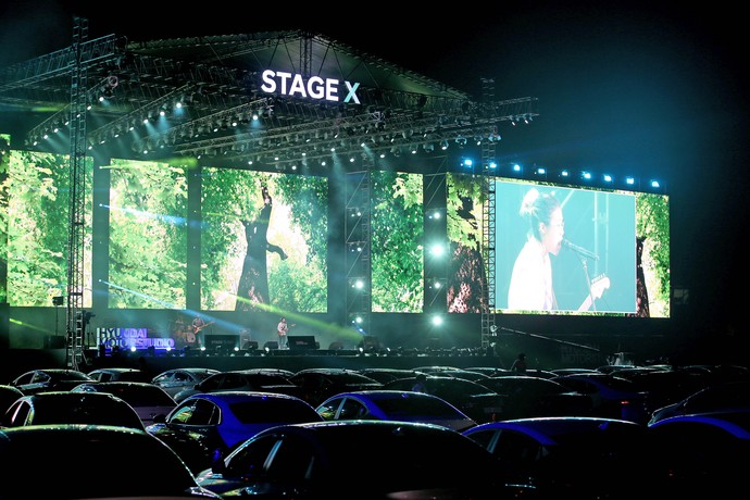 New Normal, Nonton Konser K-Pop di Kabin Mobil New Normal, Nonton Konser K-Pop di Kabin Mobil
