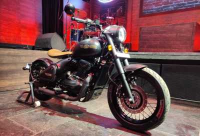 Motor Chopper-Bobber Mirip Punya Jokowi Dijual Rp 37 Juta Saja!