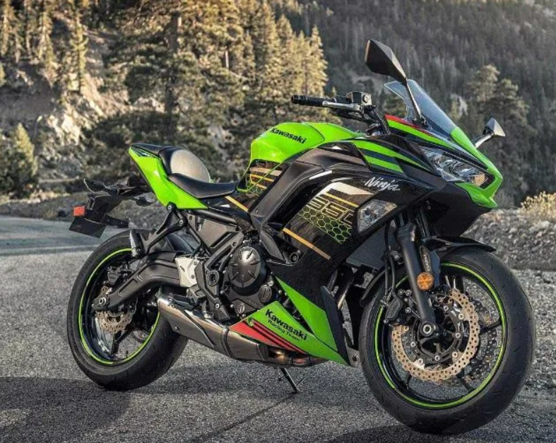 Kawasaki Ninja 650 Terbaru Pakai Dasboar Layar 4,3 Inci Full Color