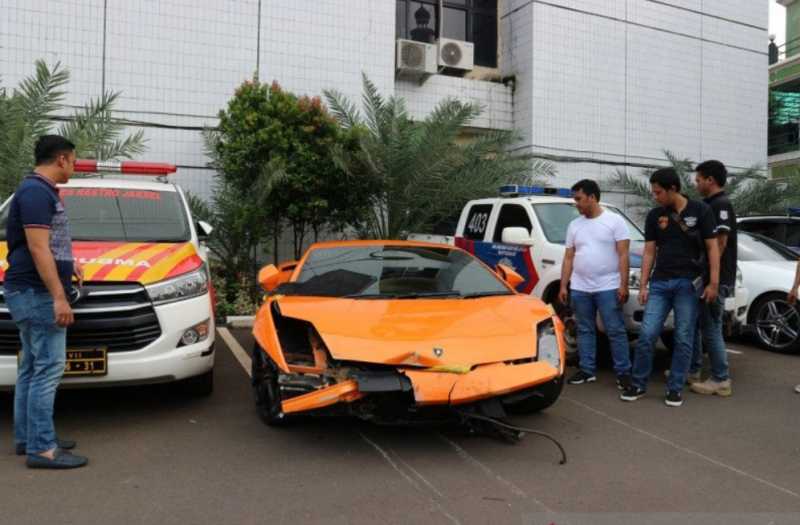 Pemilik Lamborghini Penodong Anak SMA Kena Sial Berkali-kali Pemilik Lamborghini Penodong Anak SMA Kena Sial Berkali-kali