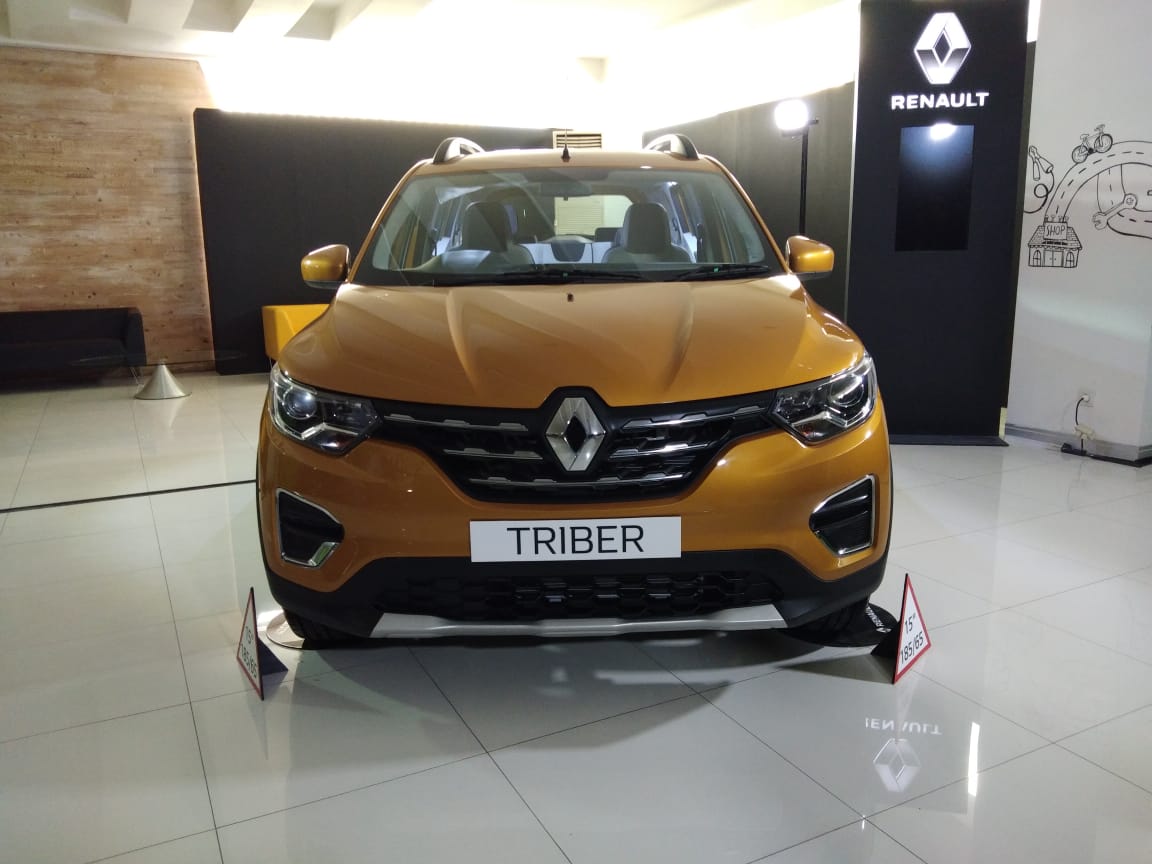 Renault Triber AMT Sudah Bisa Dipesan Bulan Ini
