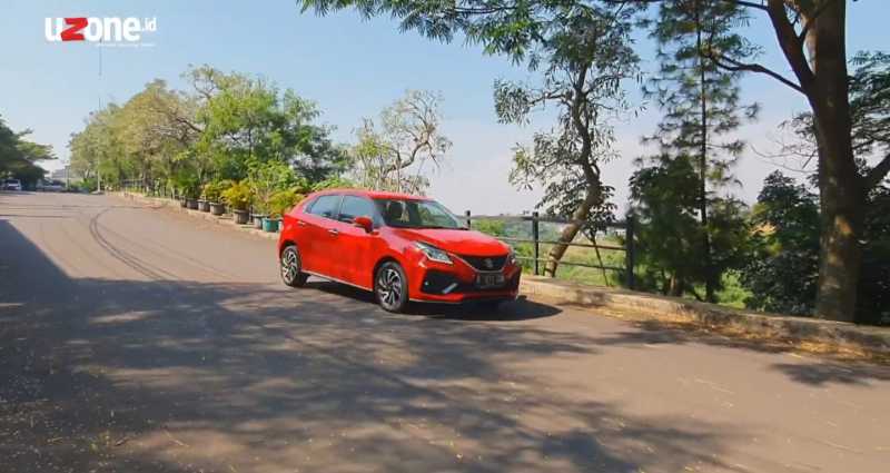 Test Drive Suzuki Baleno Facelit, Irit, Murah, Keren? Test Drive Suzuki Baleno Facelit, Irit, Murah, Keren?