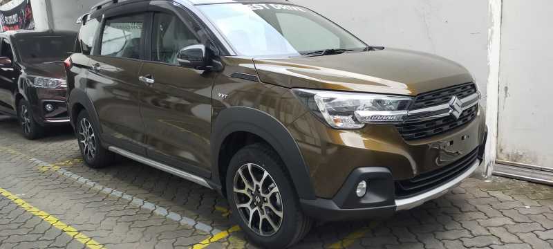 Belum Diluncurkan, Pesan Suzuki XL7 Langsung Diskon Belasan Juta