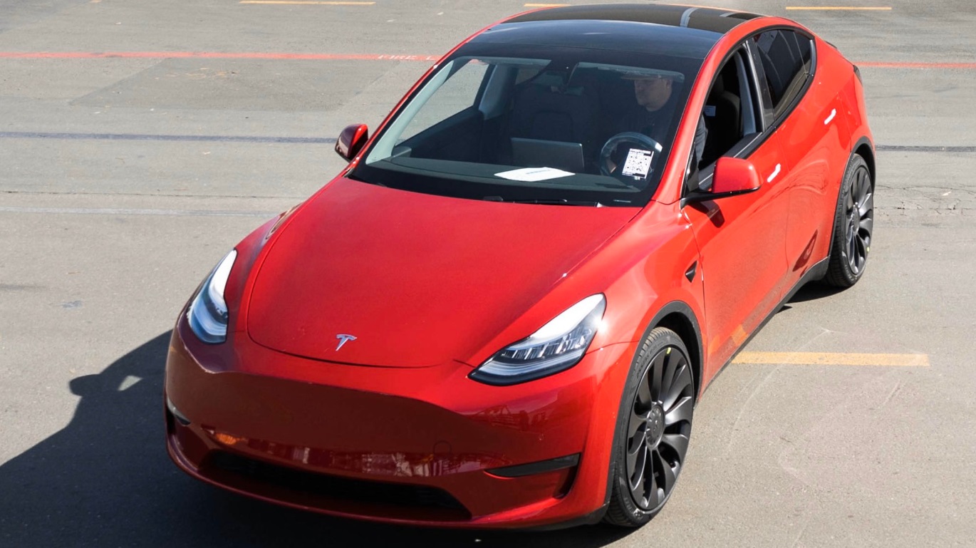 Wow, Tesla Sudah Produksi Mobil Listrik ke 1 Juta!
