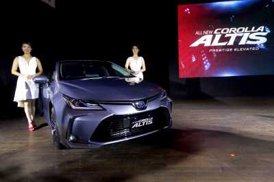 All New Altis HEV, Corolla Pertama yang Mesinnya Dioplos Listrik