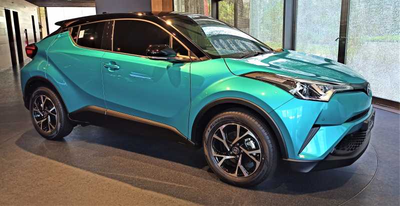 Spesifikasi Toyota C-HR Hybrid, Dijual Mulai Rp549 Juta