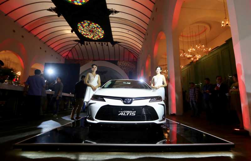 Toyota Corolla Altis Generasi ke-12 Meluncur