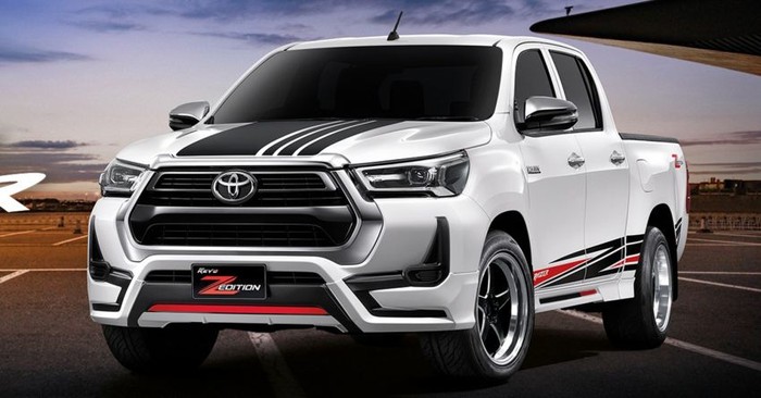 Toyota Luncurkan Pikap Gaul Hilux Revo Z, Gak Perlu Dimodif Lagi Toyota Luncurkan Pikap Gaul Hilux Revo Z, Gak Perlu Dimodif Lagi