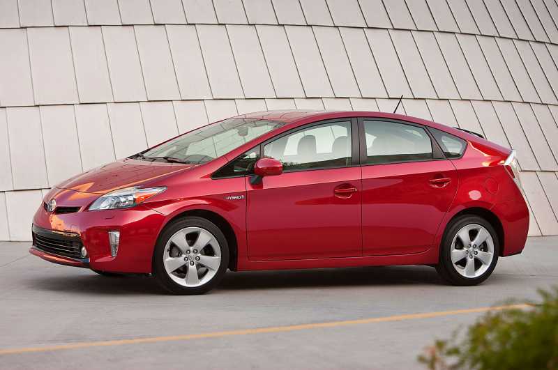 8 Ratus Ribu Unit Lebih Toyota Prius Bermasalah 8 Ratus Ribu Unit Lebih Toyota Prius Bermasalah
