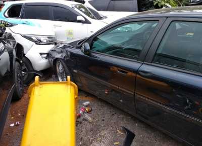 Berkat Volvo, Pria Ini Selamat dari Truk Kontainer Terguling di Rest Area 97