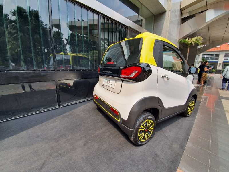 Pameran Mobil Listrik Pertama di Indonesia Dibuka Hari Ini Pameran Mobil Listrik Pertama di Indonesia Dibuka Hari Ini