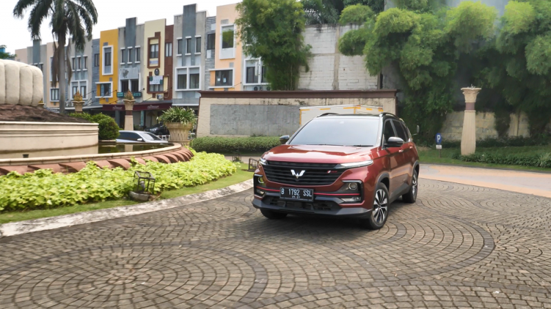 PPnBM 100 Persen Mau Berakhir, Harga Subsidi Wuling Almaz Masih Berlaku