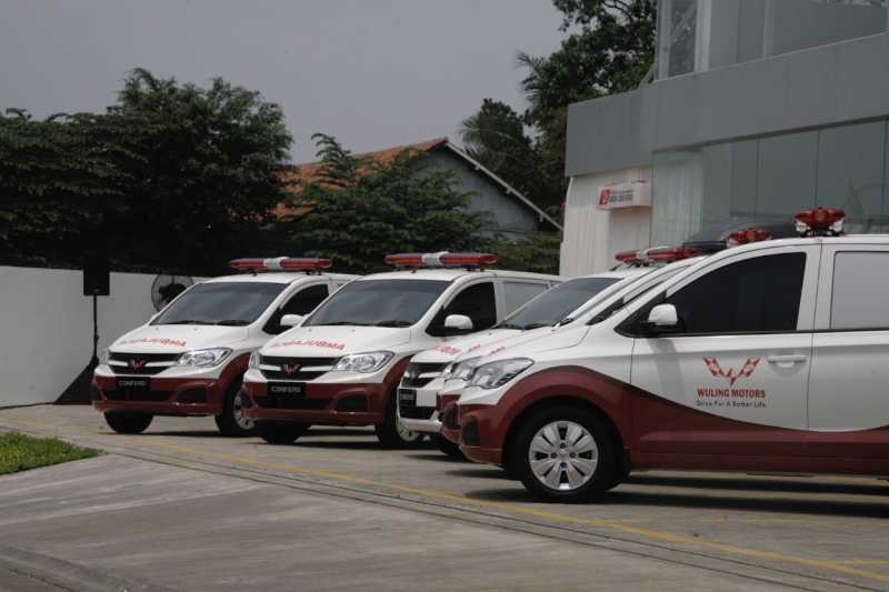 Wuling Blusukan ke Korban Gempa Sulawesi Barat, Tawarkan Service Gratis