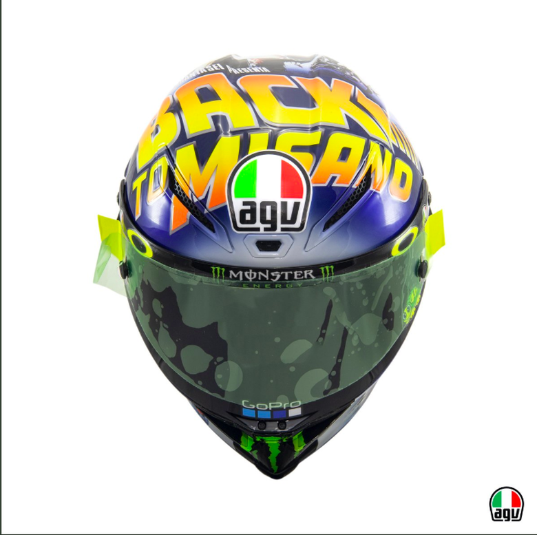 Helm Valentino Rossi untuk Balapan Sore Ini Terinspirasi 'Back To The Future'