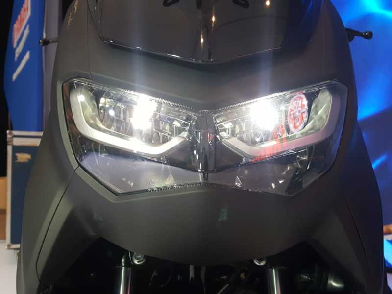 Yamaha Nmax Baru dengan 6 Fitur Canggihnya yang Bikin Geger Skutik 150cc