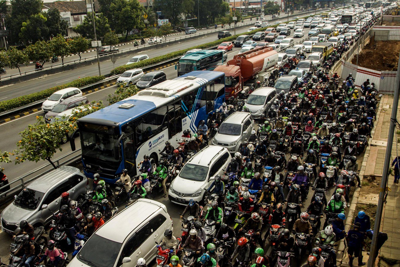  Tingkat Keparahan Macetnya Jakarta Dilihat dari Jenis Pedagang Asongan