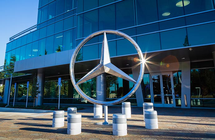 Software Error, Mercedes Recall 1.3 Juta Unit Kendaraan Software Error, Mercedes Recall 1.3 Juta Unit Kendaraan