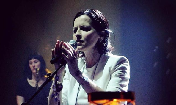 Meledak dengan "Zombie"",  Ini 5 Lagu Terbaik The Cranberries