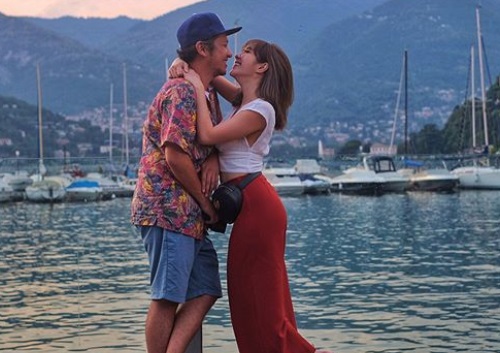 Al Ghazali Lebih Senang Swafoto dengan Maia daripada Dhani Al Ghazali Lebih Senang Swafoto dengan Maia daripada Dhani