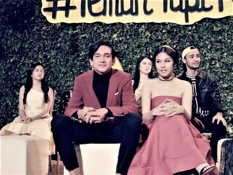 Adipati dan Vanesha Kompak Menangis di Gala Premier \'Teman Tapi Menikah\' Adipati dan Vanesha Kompak Menangis di Gala Premier \'Teman Tapi Menikah\'